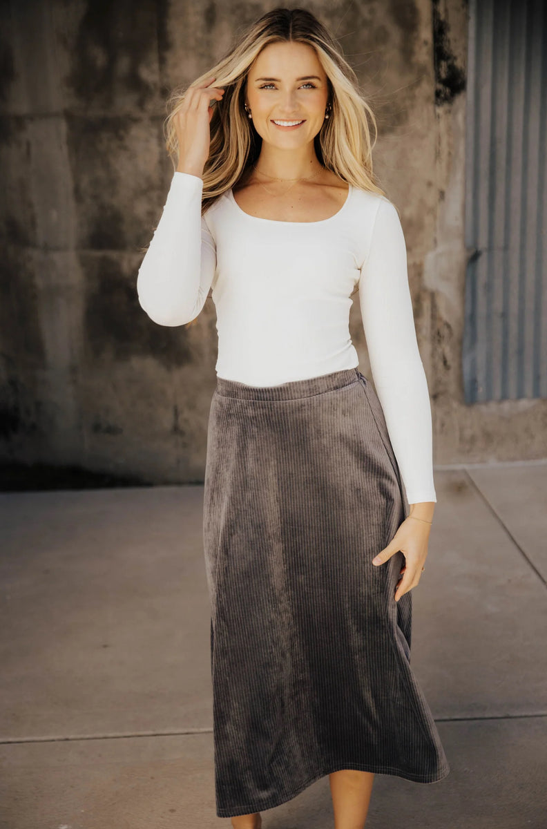 【ATON】LINEN VELVET | SIDE SLIT SKIRT $_10.JPG?set_id=880000500F