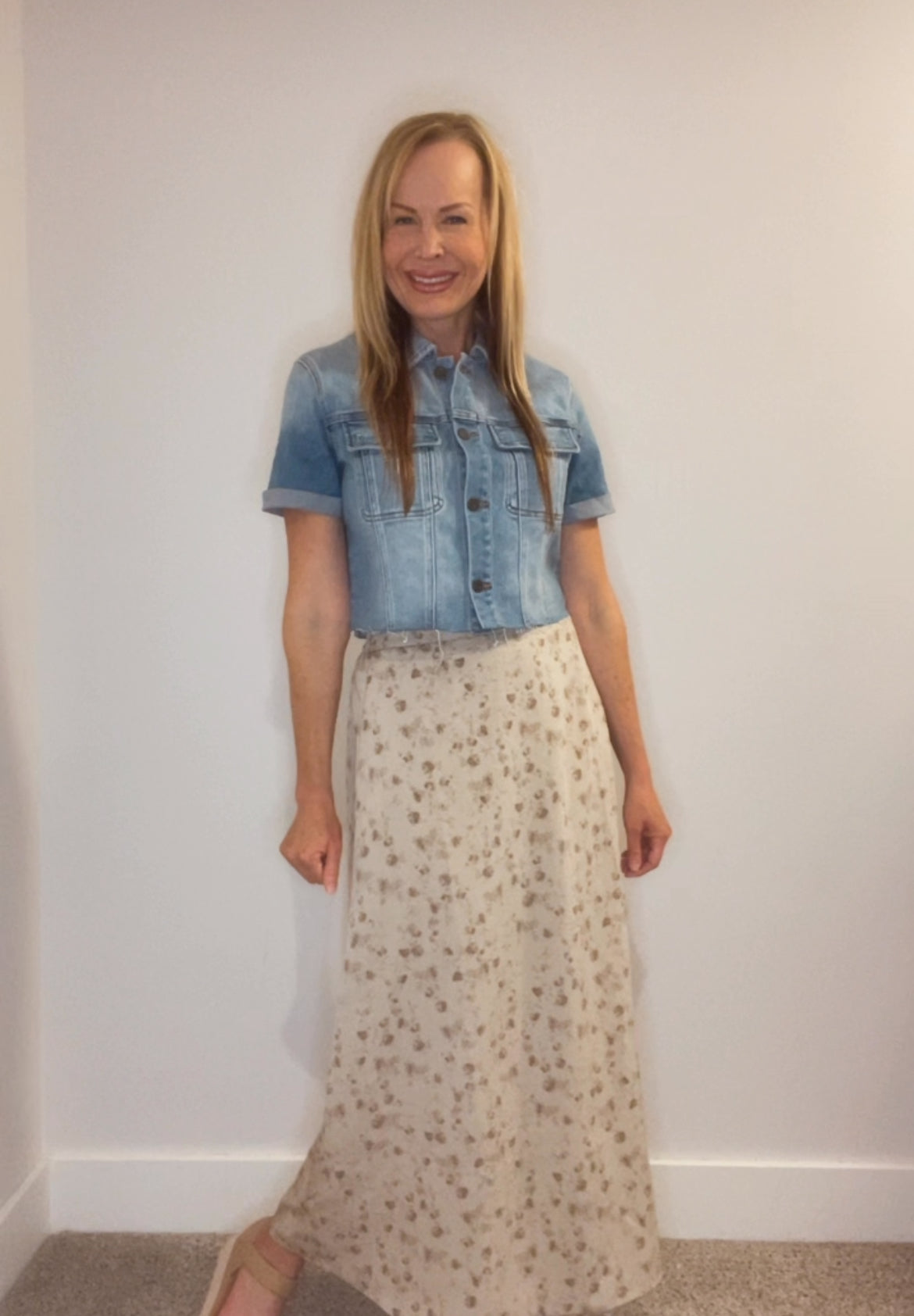 Hidden cropped denim jacket-NEW