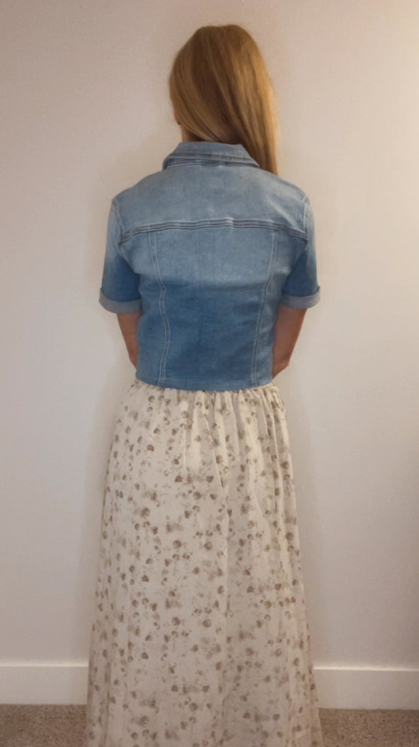 Hidden cropped denim jacket-NEW