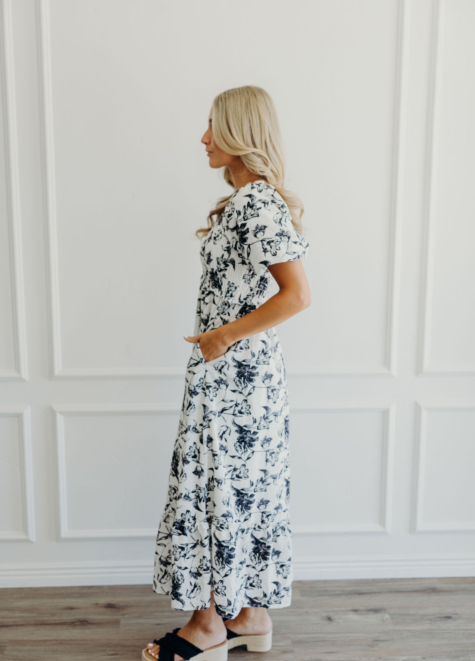 modest dresses, modest dress, modest midi, modest maxi, modest fashion, modest trendy dresses, modest boutique, modest attire, modest clothing, modest tops, modest skirts, modest shop, modest women's clothing store