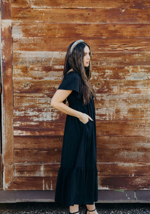 Kendall modest midi dress in black