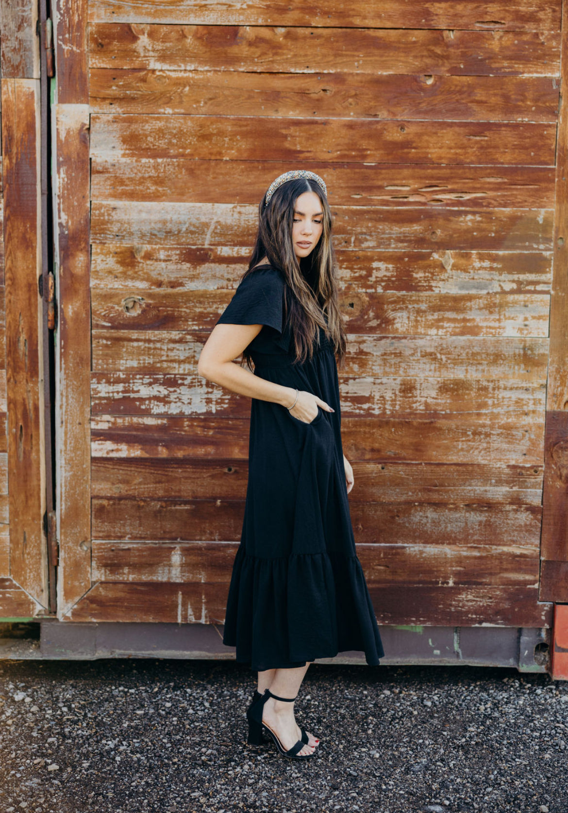 Kendall modest midi dress in black